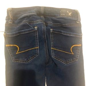AE dark washed jeans, size 00- Like New!!